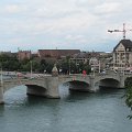 0666 19 augustus, uitzicht op de Mittlere Rheinbrucke, Basel (Zwitserland)